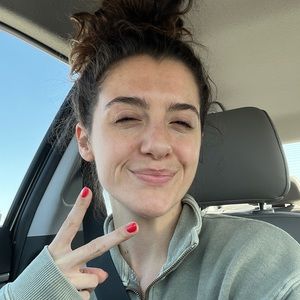 Meet your Posher, Annie